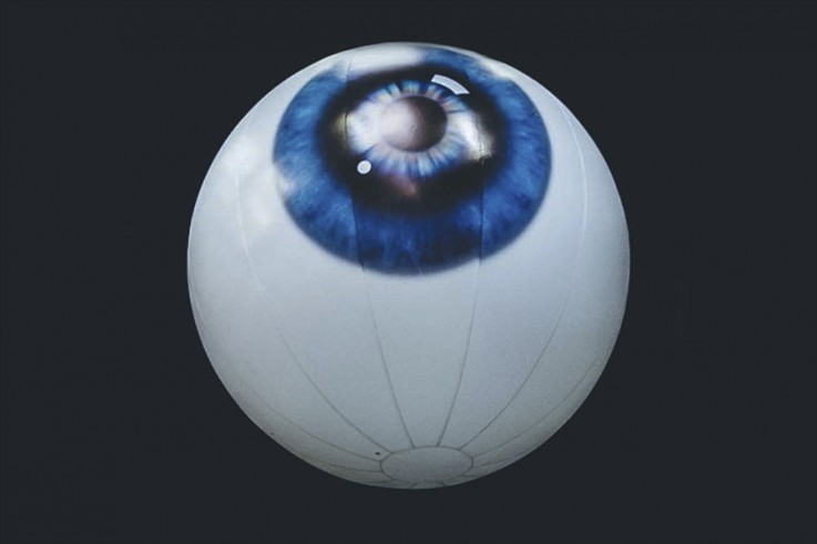 inflatable giant eyeball okoru events